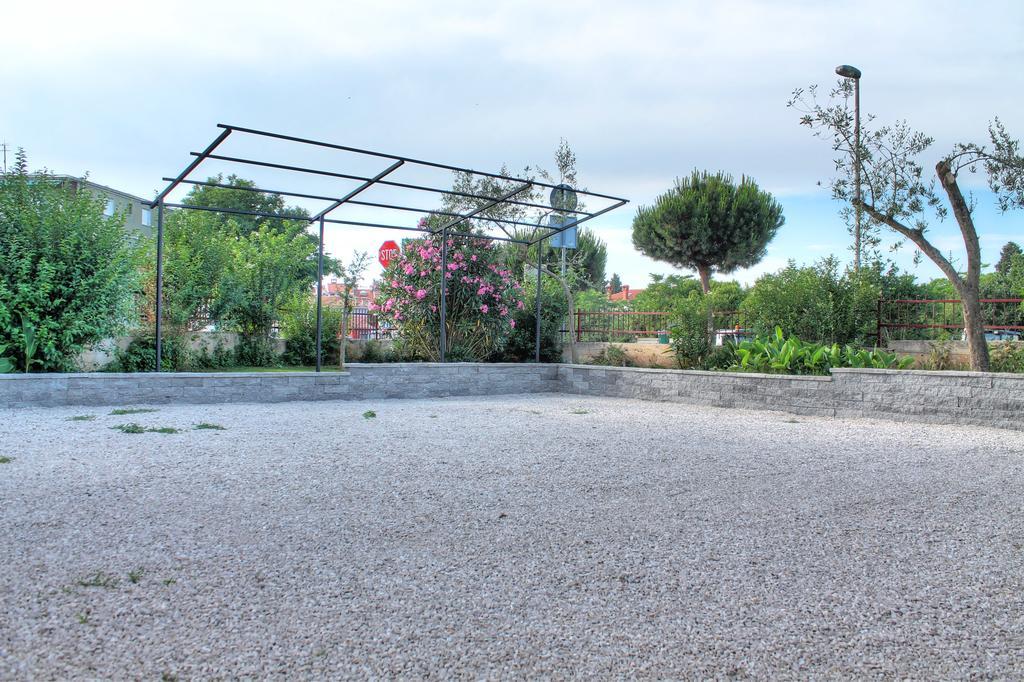 Apartments Nebuloza Rovinj Exterior photo