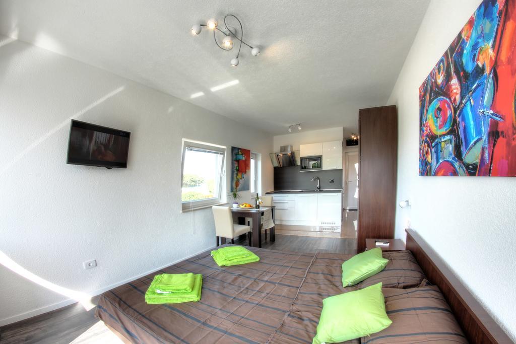 Apartments Nebuloza Rovinj Exterior photo