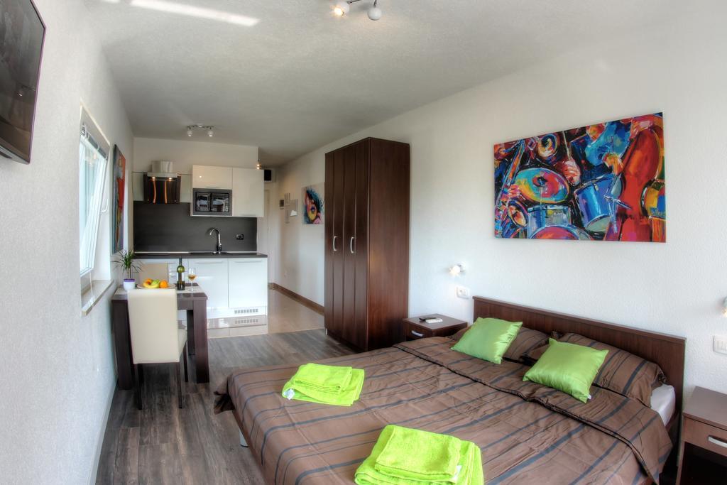 Apartments Nebuloza Rovinj Exterior photo