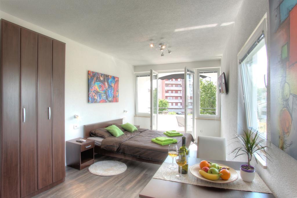 Apartments Nebuloza Rovinj Exterior photo