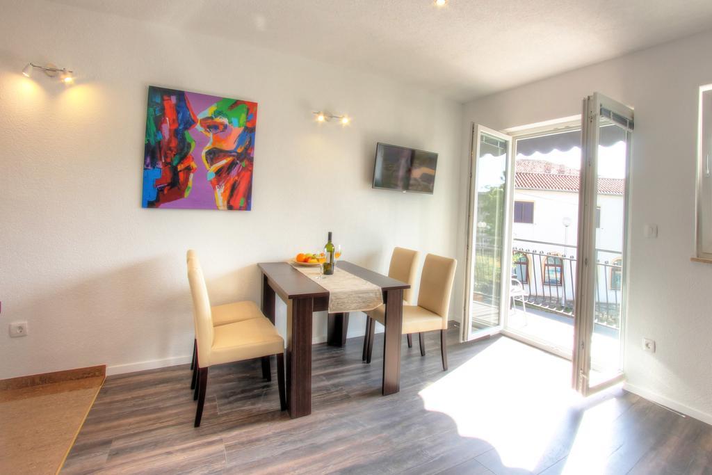 Apartments Nebuloza Rovinj Exterior photo