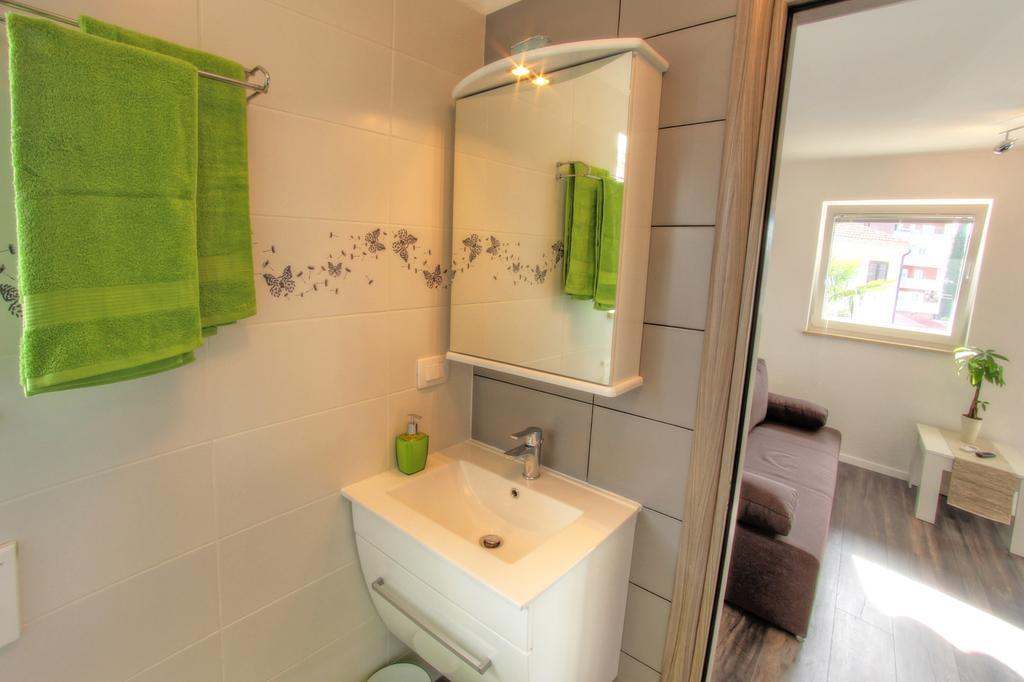 Apartments Nebuloza Rovinj Exterior photo